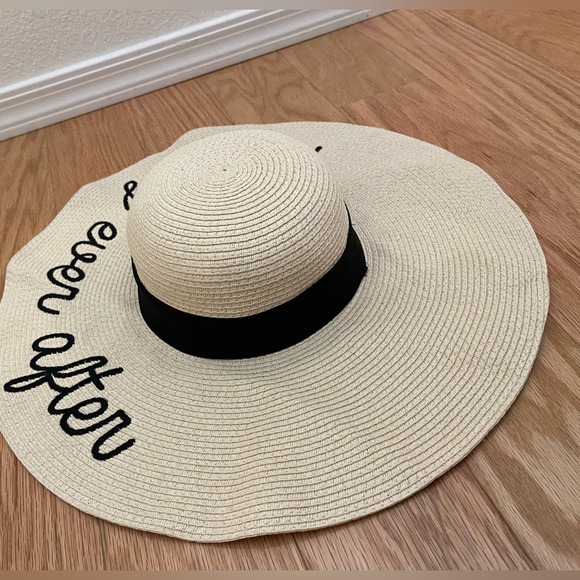 NWOT Mud Pie HAPPILY EVER AFTER... Straw Hat Honeymoon Wedding Floppy Sun Hat - Picture 2 of 4